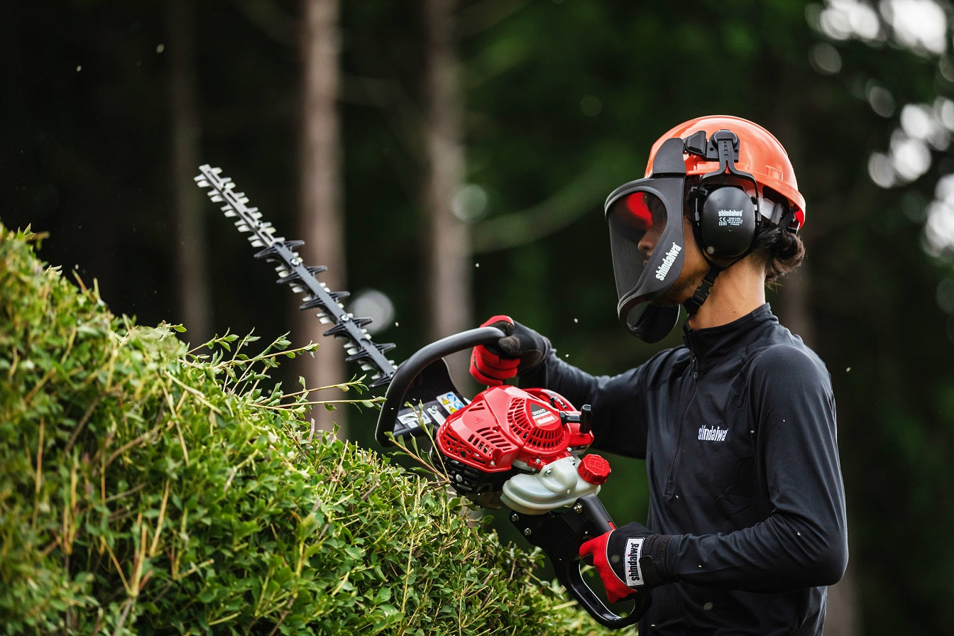 Shindaiwa Hedge Trimmer - DH202